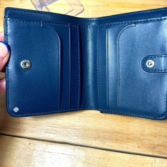 Kate Spade Lemon Zest Crossbody Tote Set - Picture 8 of 17